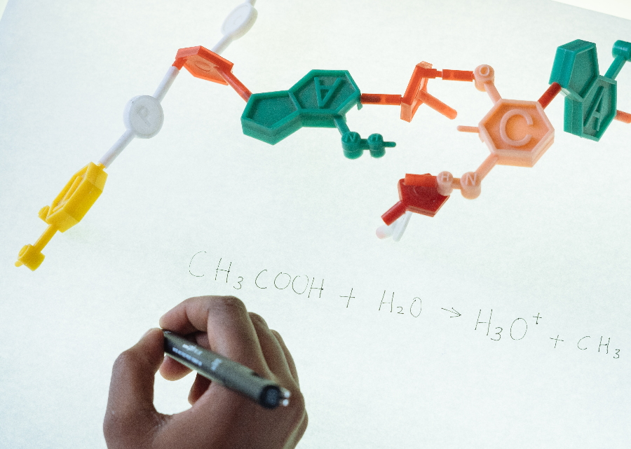 people-working-img-2